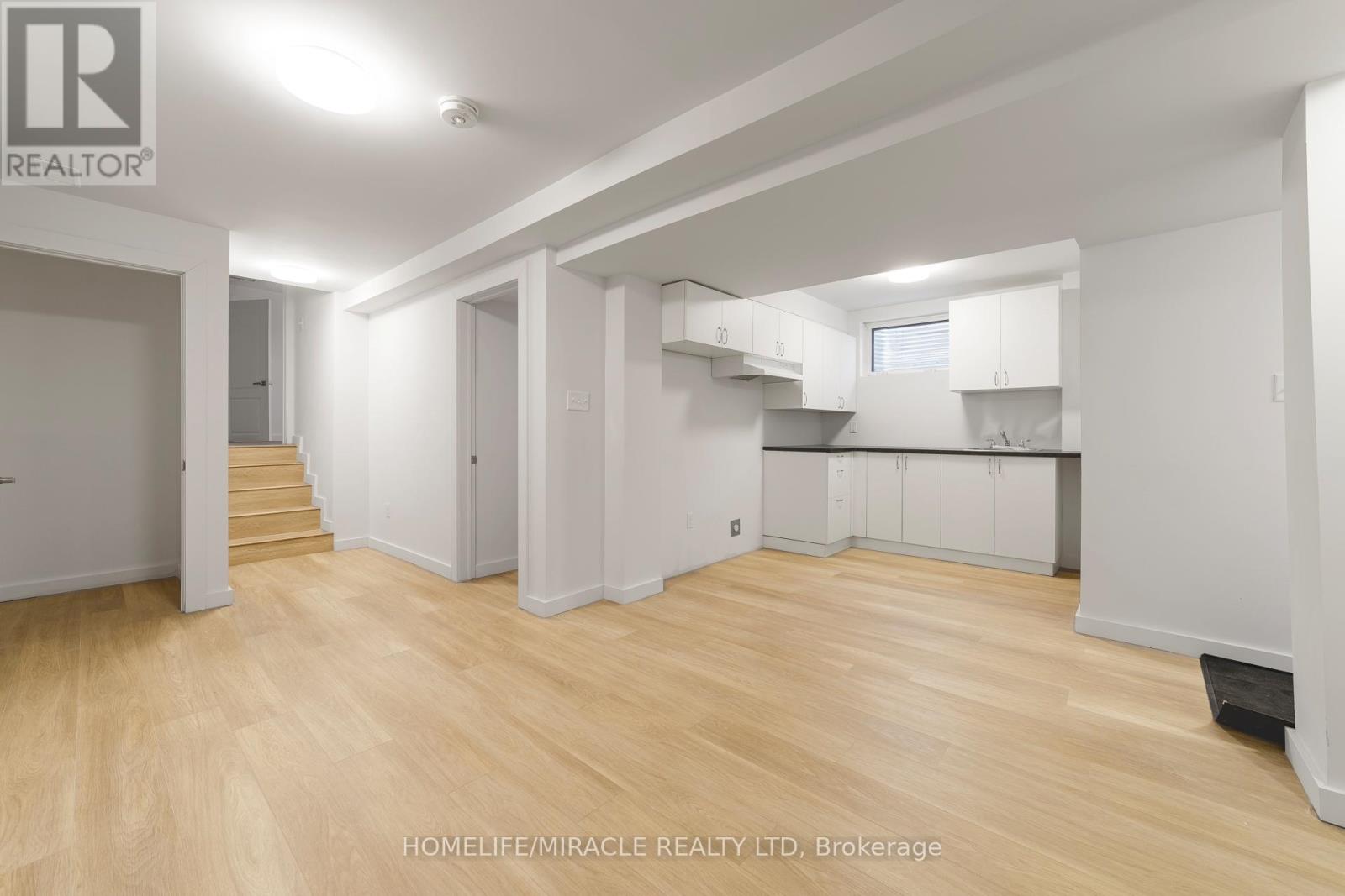 3309 Jolliffe Avenue, Mississauga, Ontario  L4T 1V6 - Photo 35 - W12670100