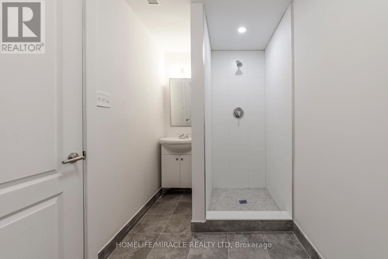 3309 Jolliffe Avenue, Mississauga, Ontario  L4T 1V6 - Photo 45 - W12670100