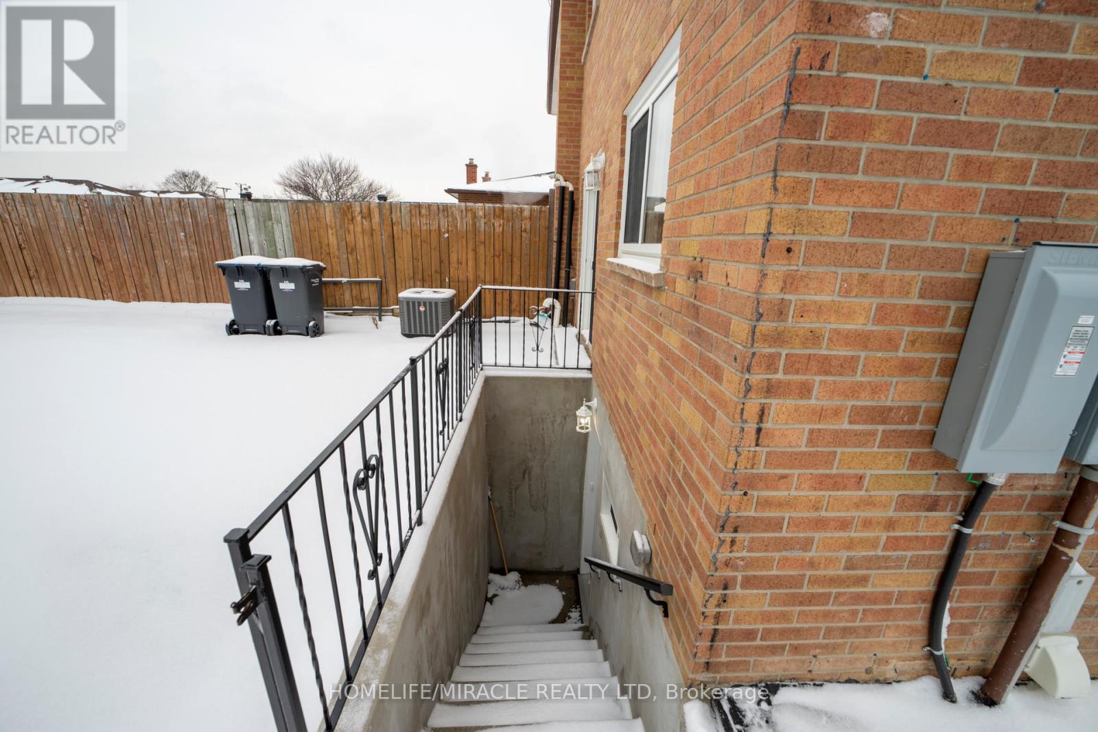 3309 Jolliffe Avenue, Mississauga, Ontario  L4T 1V6 - Photo 49 - W12670100