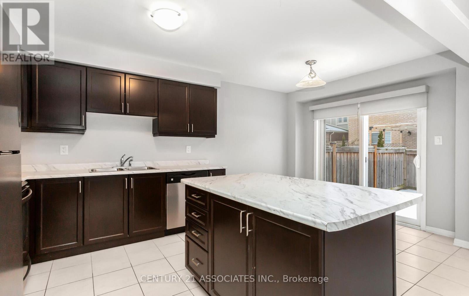 261 Gleave ( Upper Level) Terrace, Milton, Ontario  L9T 8N9 - Photo 15 - W12670102