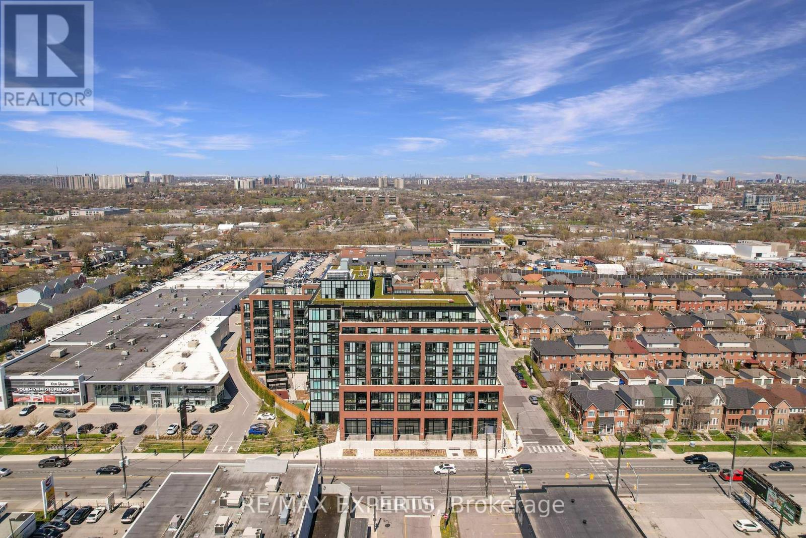 811 - 2300 St Clair Avenue W, Toronto, Ontario  M6N 1K8 - Photo 26 - W12670106