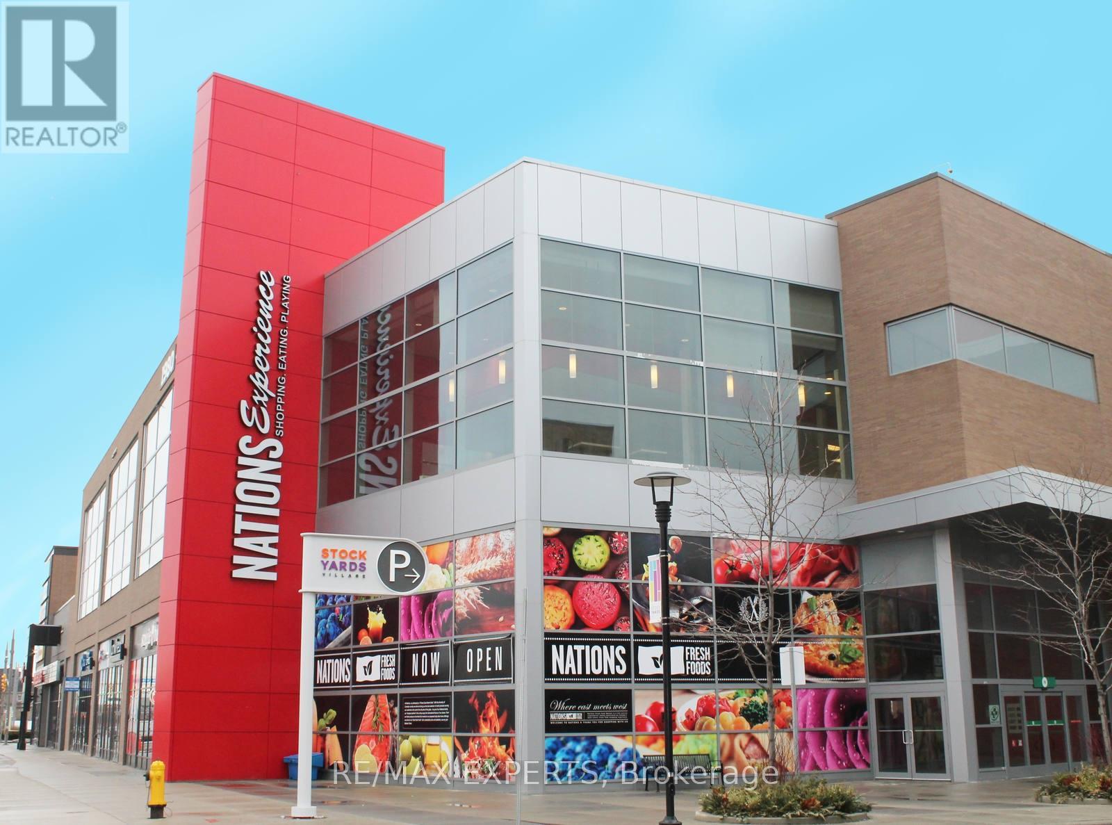 811 - 2300 St Clair Avenue W, Toronto, Ontario  M6N 1K8 - Photo 38 - W12670106