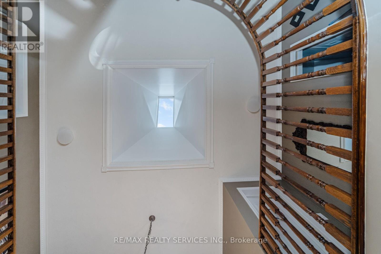 74 Leeward Drive N, Brampton, Ontario  L6S 5V8 - Photo 36 - W12670108