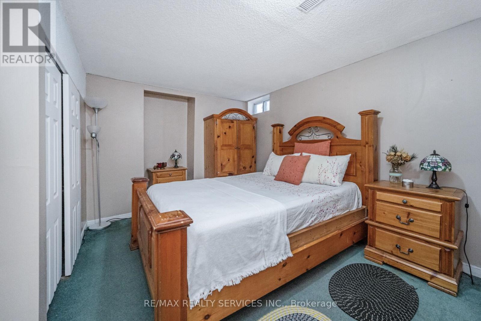 74 Leeward Drive N, Brampton, Ontario  L6S 5V8 - Photo 41 - W12670108