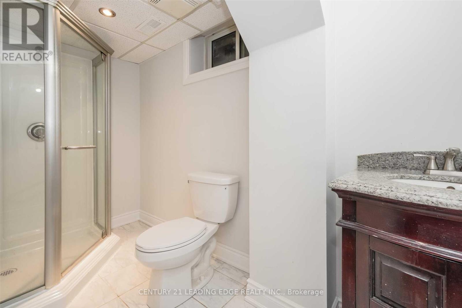 224 Poplar Drive, Burlington, Ontario  L7L 2N4 - Photo 18 - W12670114