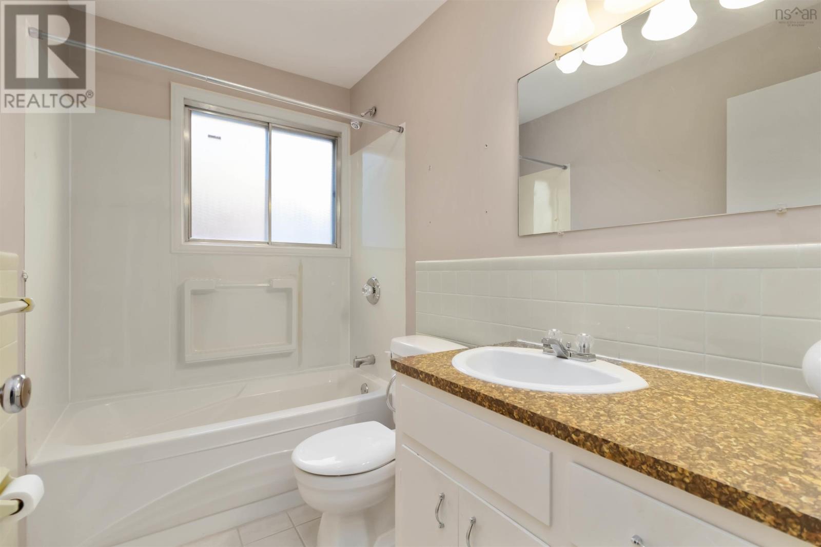 71 Woodward Crescent, Halifax, Nova Scotia  B3M 1J6 - Photo 36 - 202529277