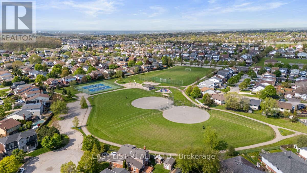 121 Ivy Crescent, Thorold, Ontario  L2V 0J9 - Photo 15 - X12670096