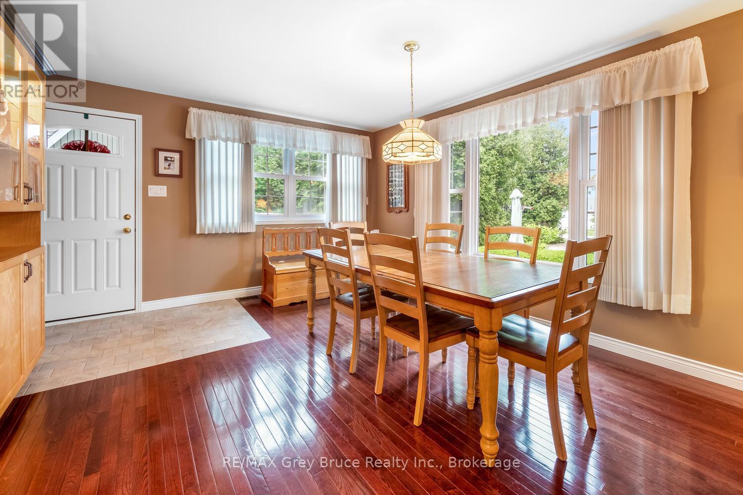 186 Hope Bay Road, South Bruce Peninsula, Ontario  N0H 2T0 - Photo 12 - X12253861