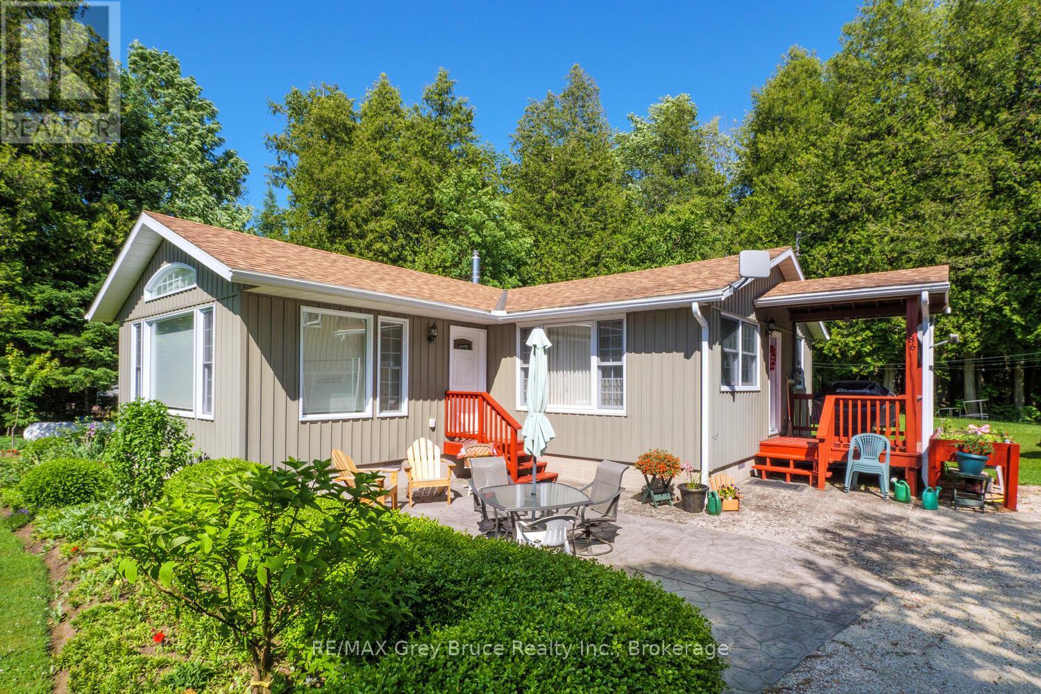 186 Hope Bay Road, South Bruce Peninsula, Ontario  N0H 2T0 - Photo 10 - X12253861
