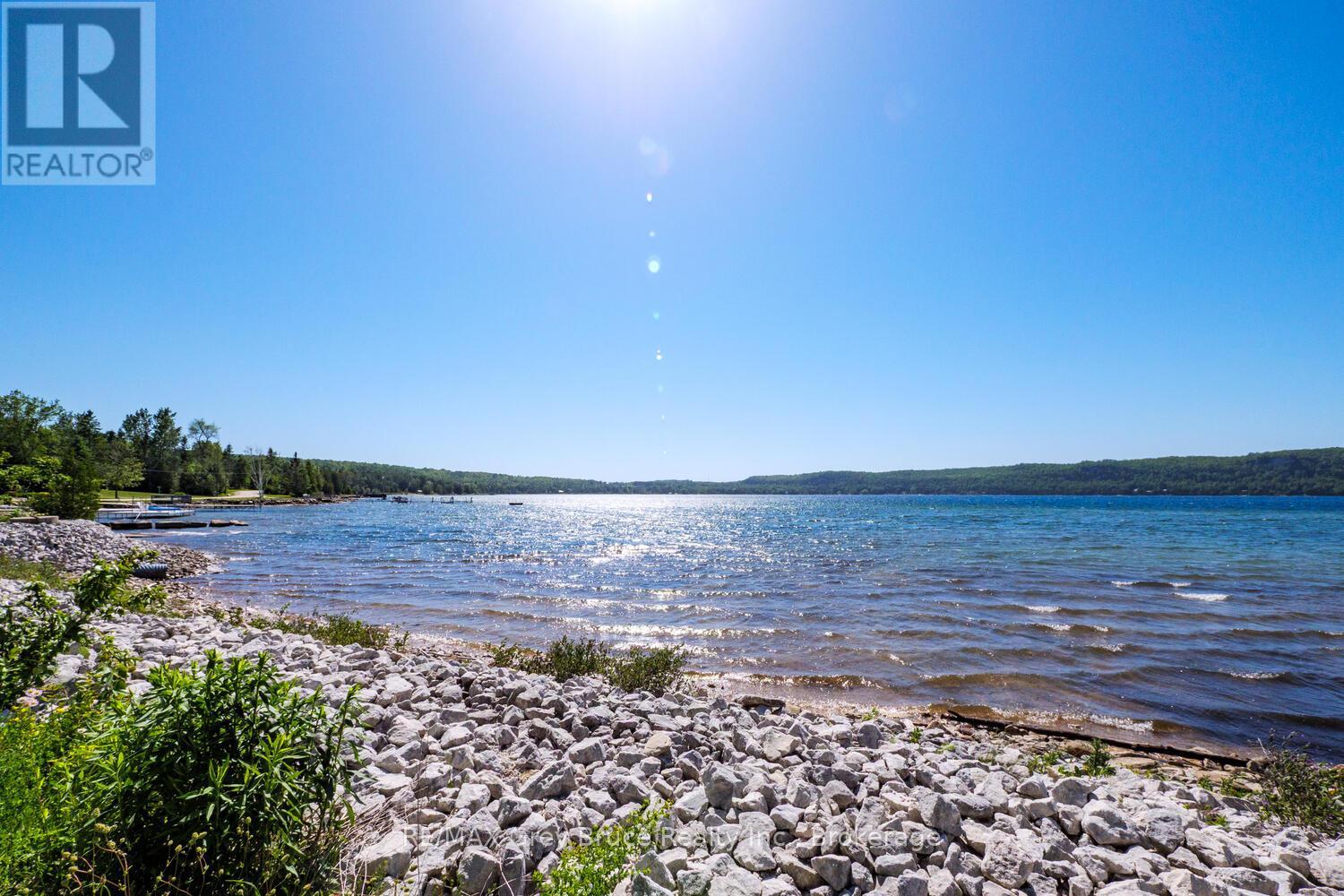 186 Hope Bay Road, South Bruce Peninsula, Ontario  N0H 2T0 - Photo 8 - X12253861