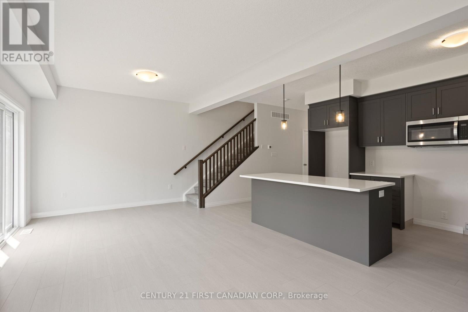 6917 Heathwoods Avenue, London South, Ontario  N6P 1H3 - Photo 9 - X12653934