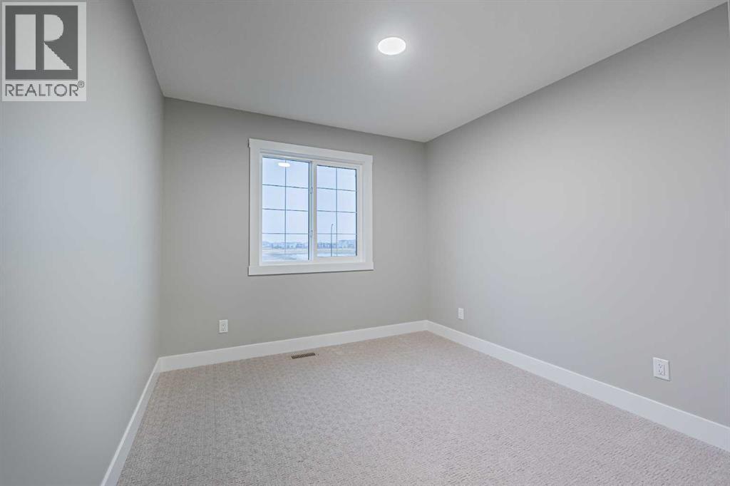 12 Cityside Crescent Ne, Calgary, Alberta  T3N 2N3 - Photo 32 - A2272830