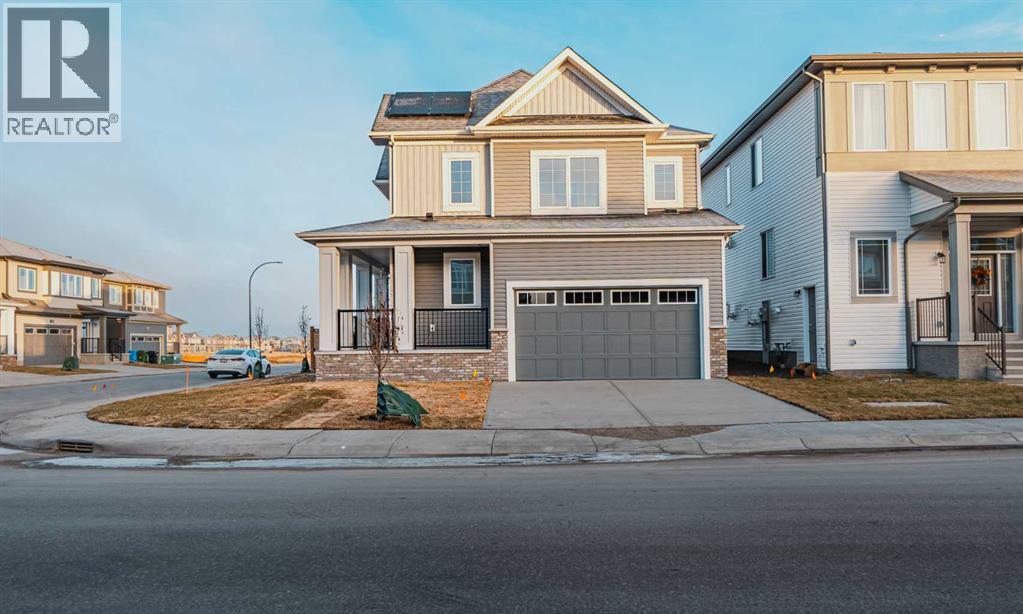 12 Cityside Crescent Ne, Calgary, Alberta  T3N 2N3 - Photo 2 - A2272830