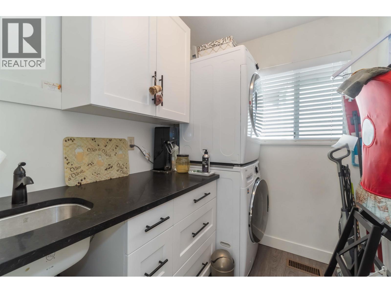 532 San Remo Drive, Port Moody, British Columbia  V3H 4K4 - Photo 12 - R3076603