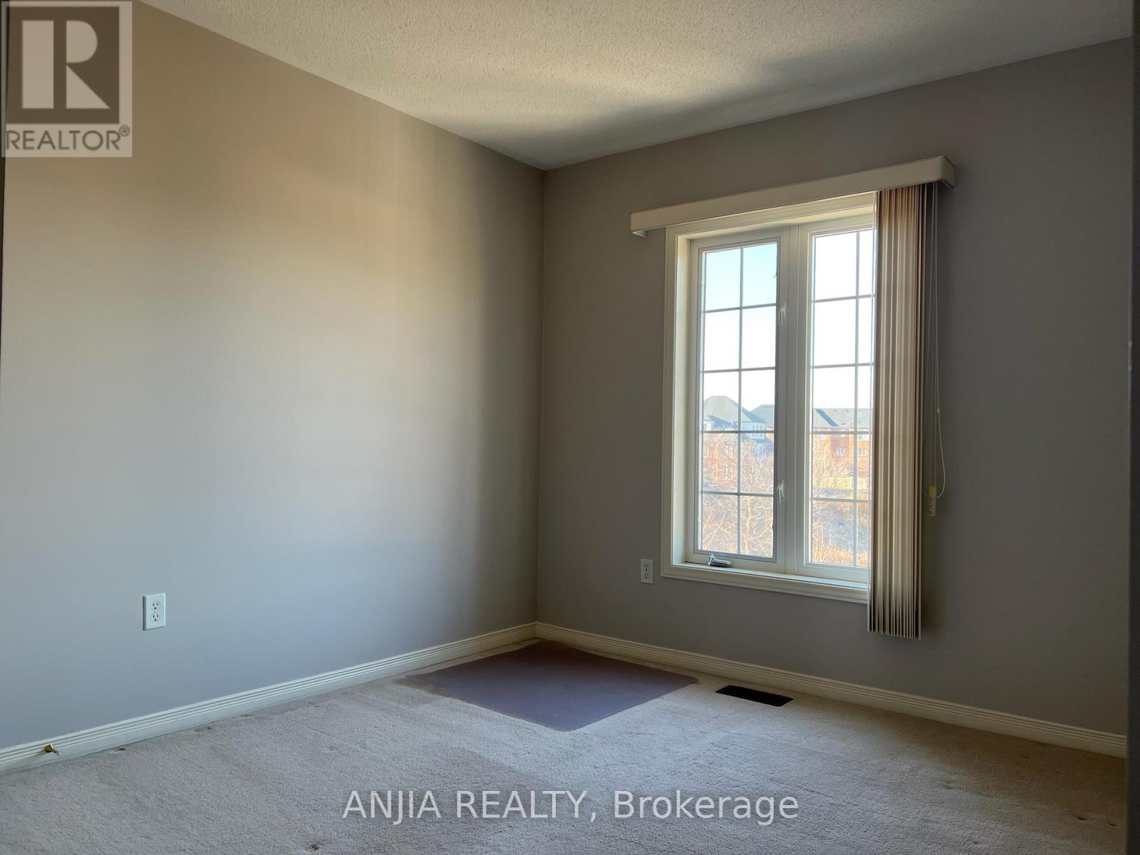 78 Thoroughbred Way, Markham, Ontario  L6C 0B6 - Photo 11 - N12665978