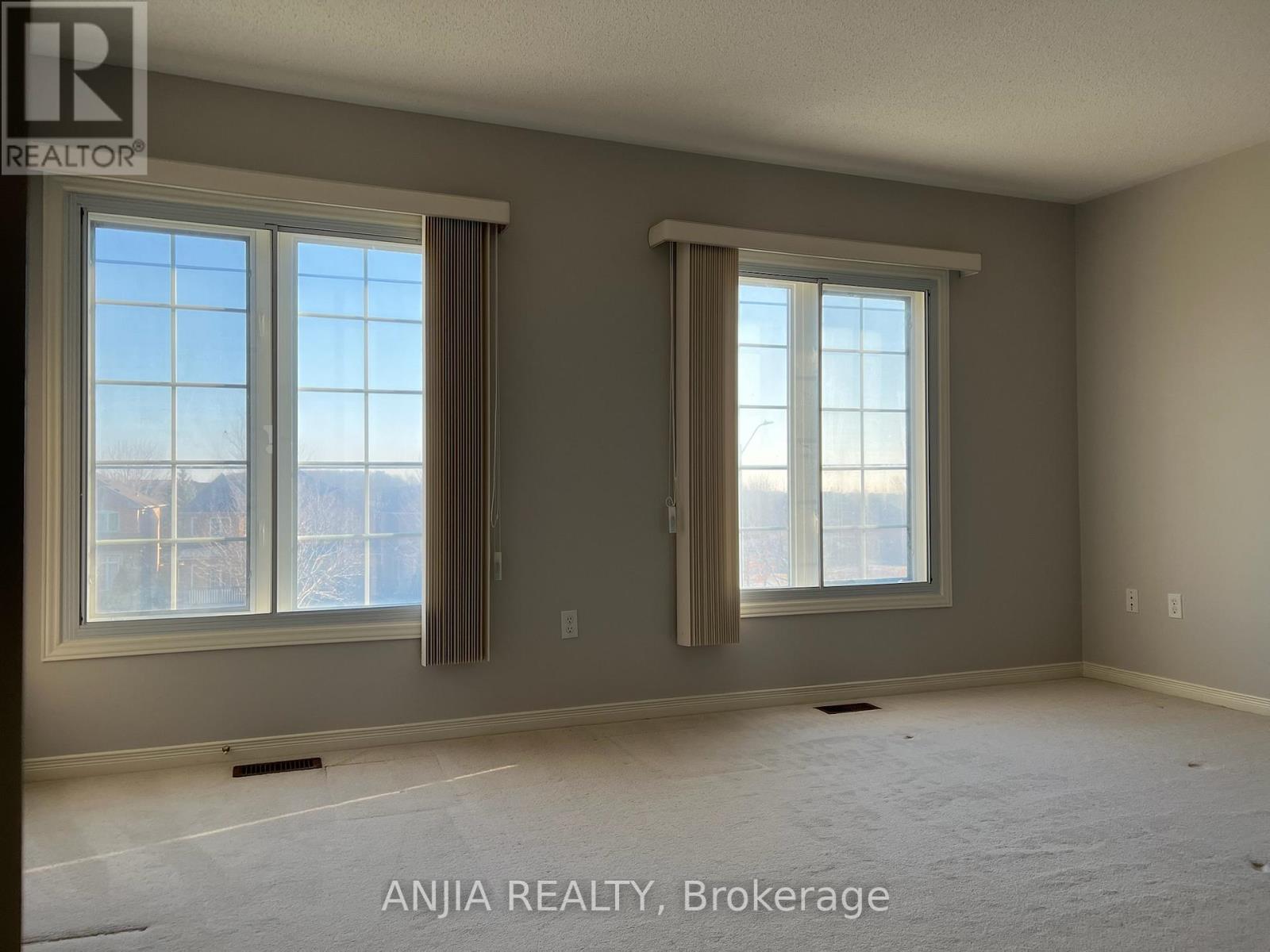 78 Thoroughbred Way, Markham, Ontario  L6C 0B6 - Photo 13 - N12665978