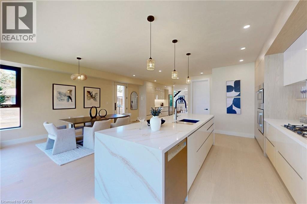 28 Dunsmore Garden, Toronto, Ontario  M3H 3M2 - Photo 7 - 40796551