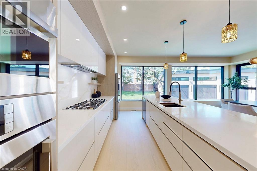 28 Dunsmore Garden, Toronto, Ontario  M3H 3M2 - Photo 8 - 40796551