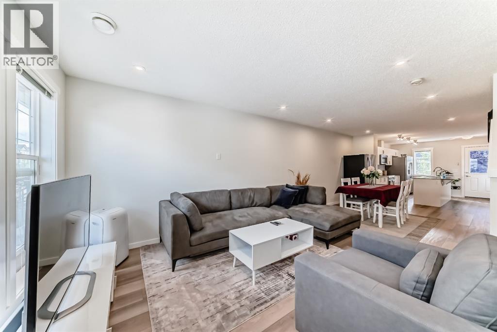 259 Cranbrook Square Se, Calgary, Alberta  T3M 3K8 - Photo 7 - A2260700