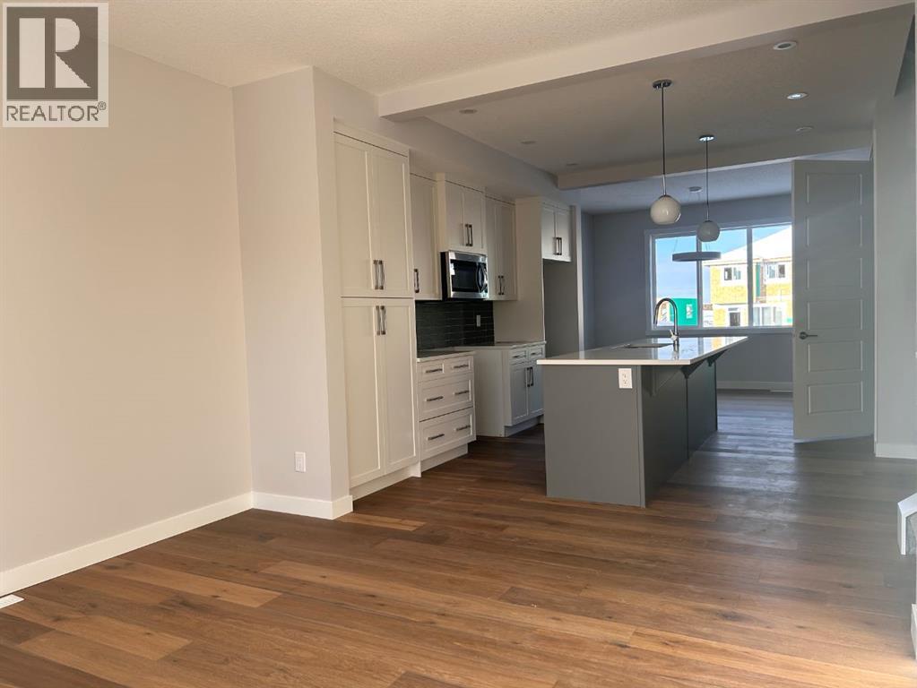 126 Sora Gardens Se, Calgary, Alberta  T3S 0L6 - Photo 2 - A2271326