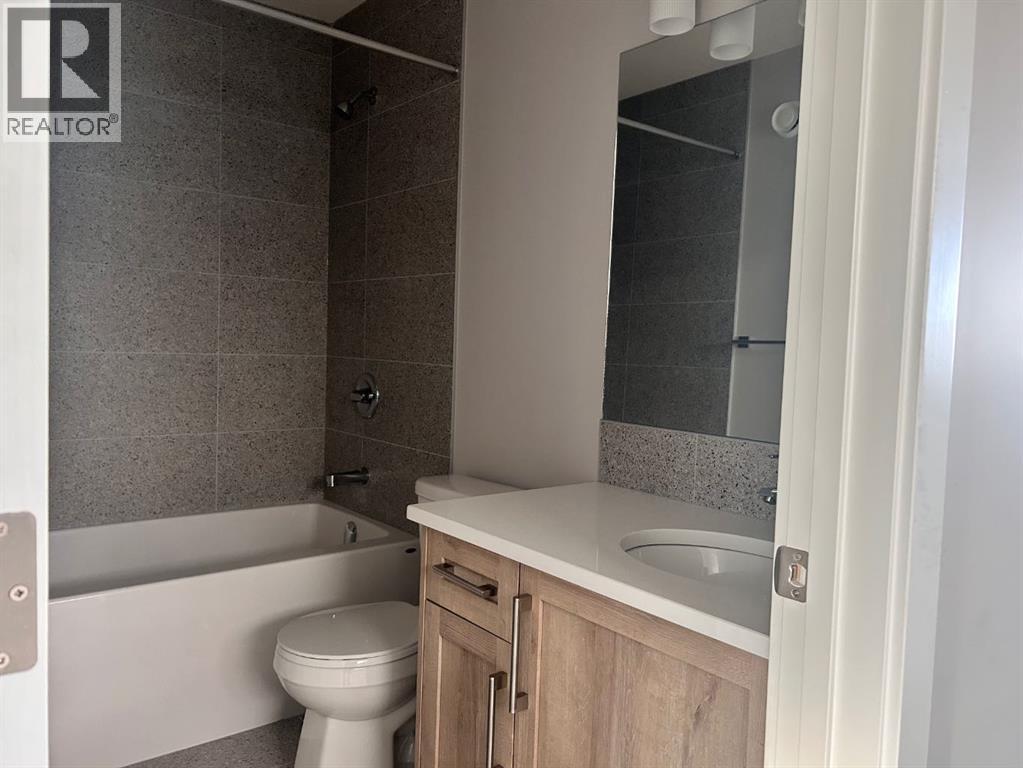 126 Sora Gardens Se, Calgary, Alberta  T3S 0L6 - Photo 5 - A2271326