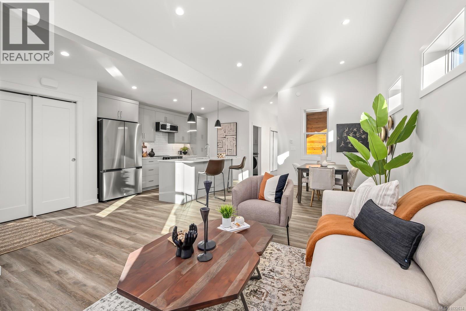 24 3025 Royston Rd, Cumberland, British Columbia  V0R 1S0 - Photo 5 - 1022634