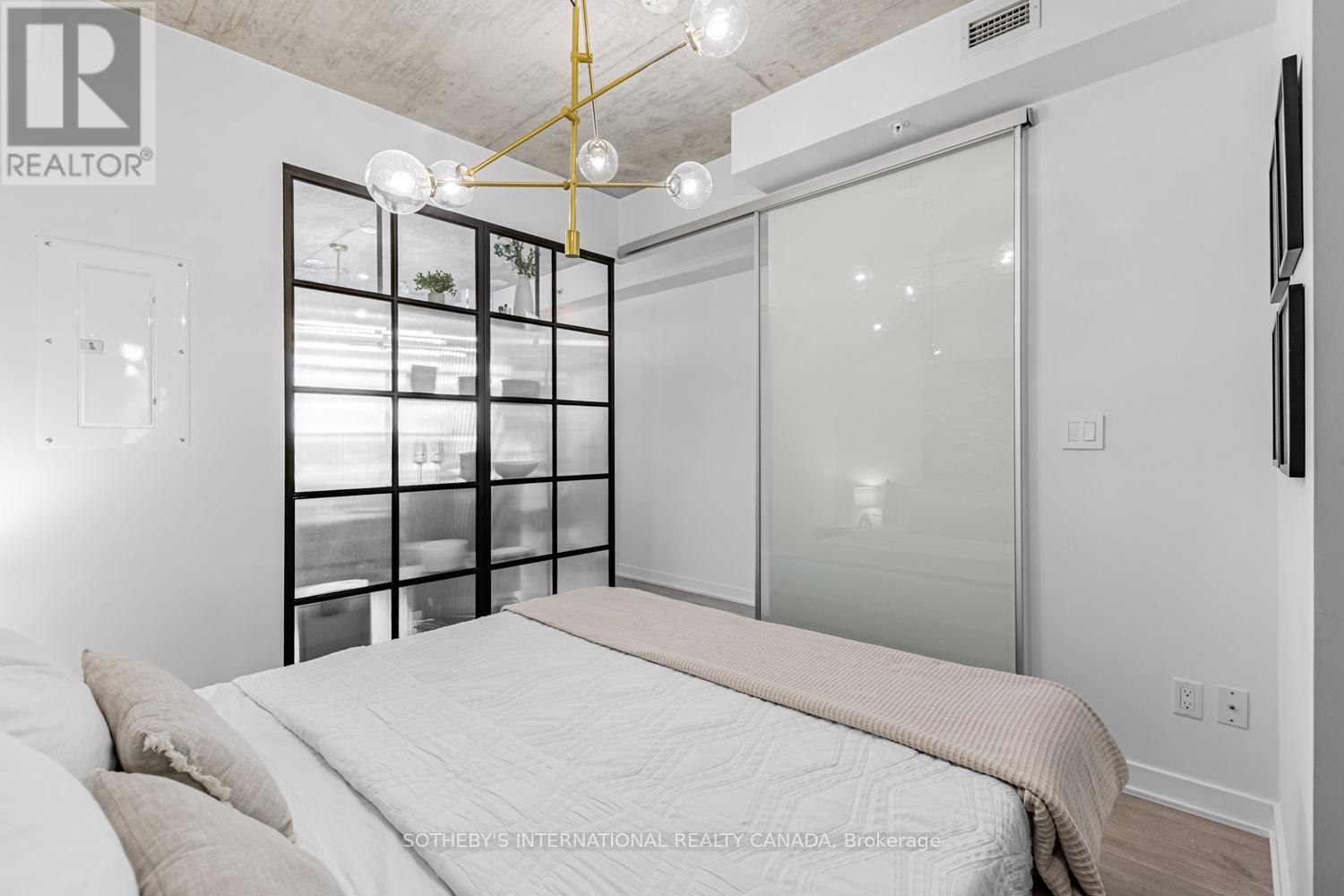 216 - 109 Ossington Avenue, Toronto, Ontario  M6J 0G1 - Photo 13 - C12670152