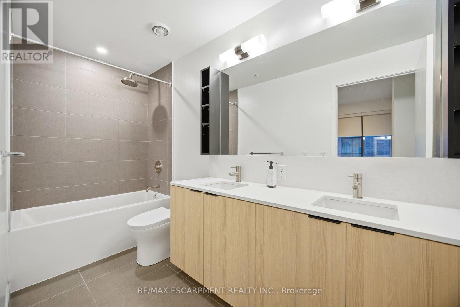 509 - 55 Mercer Street, Toronto, Ontario  M5V 0W4 - Photo 24 - C12670172