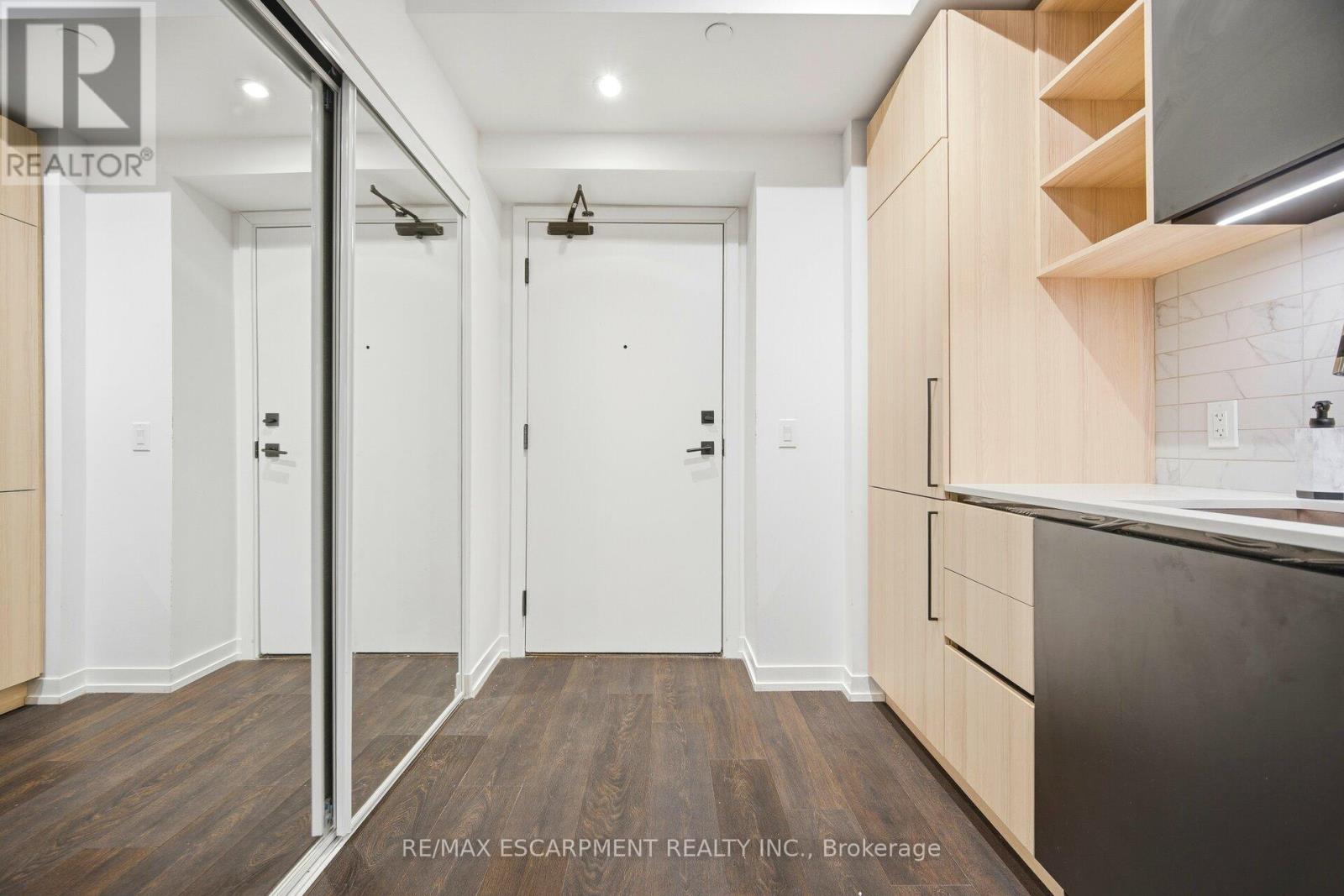 509 - 55 Mercer Street, Toronto, Ontario  M5V 0W4 - Photo 5 - C12670172