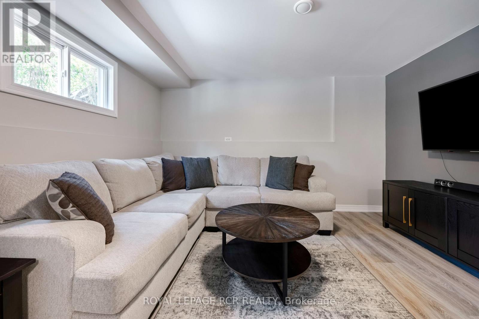 2534 Sunnidale Road, Springwater, Ontario  L0M 1T2 - Photo 15 - S12670132