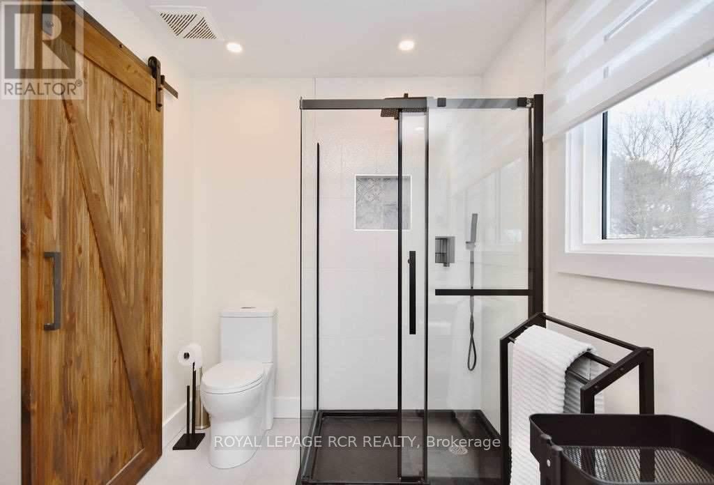 2534 Sunnidale Road, Springwater, Ontario  L0M 1T2 - Photo 23 - S12670132