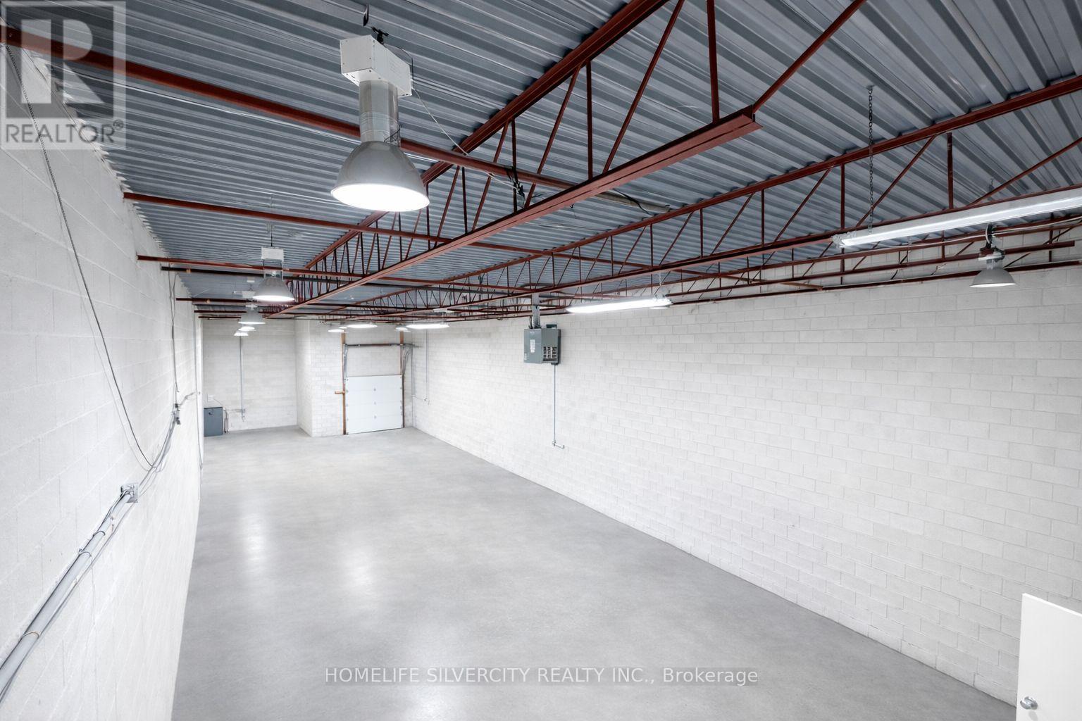 31 - 2053 WILLIAMS PARKWAY, Brampton, Ontario