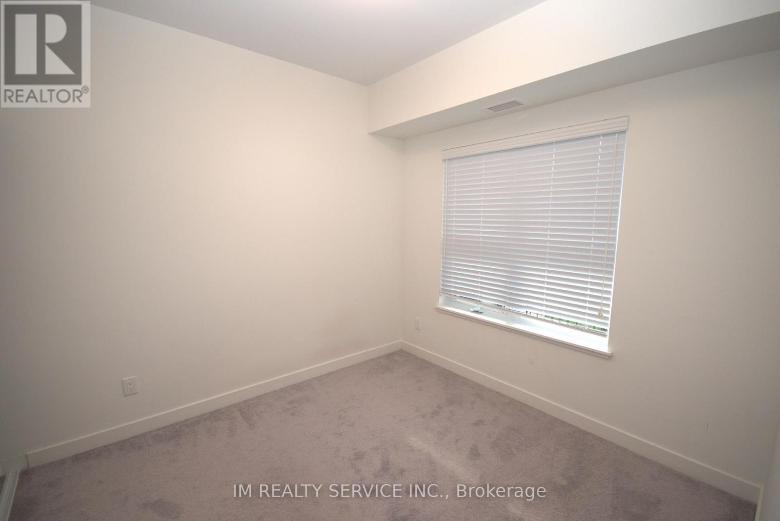 202 - 110 Fergus Avenue, Kitchener, Ontario N2A 0K9 - Photo 11 - X12670162