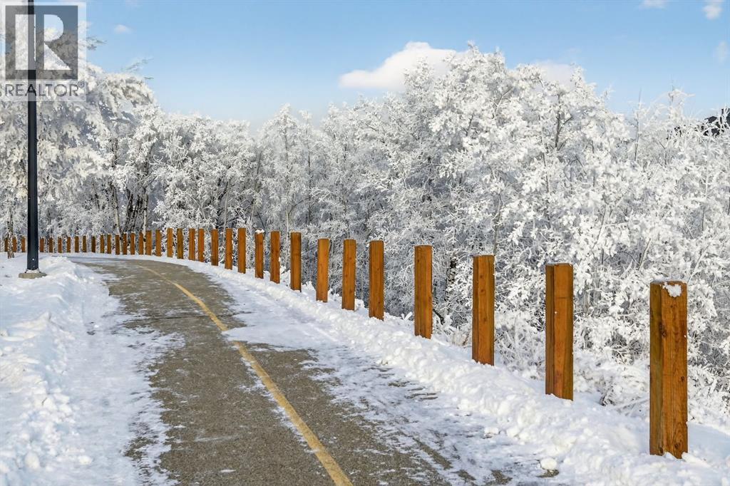 235 Ascot Circle Sw, Calgary, Alberta  T3H 0X2 - Photo 27 - A2277535