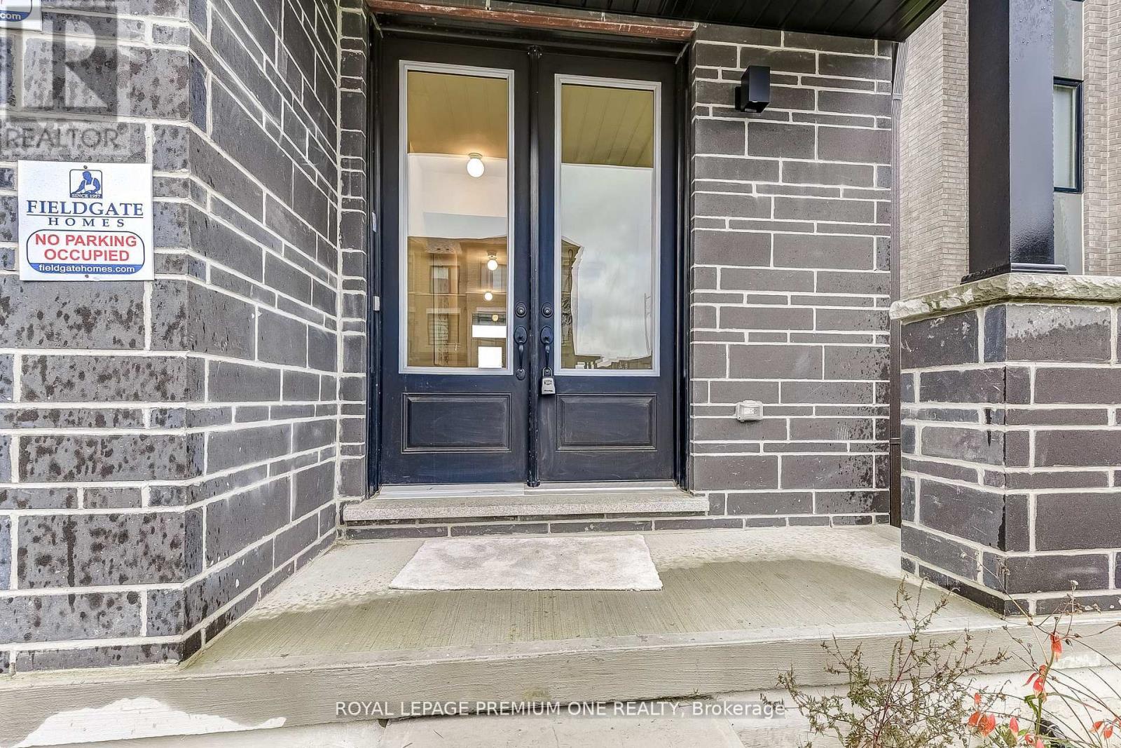 117 Tennant Circle, Vaughan, Ontario  L4H 5L5 - Photo 3 - N12669126