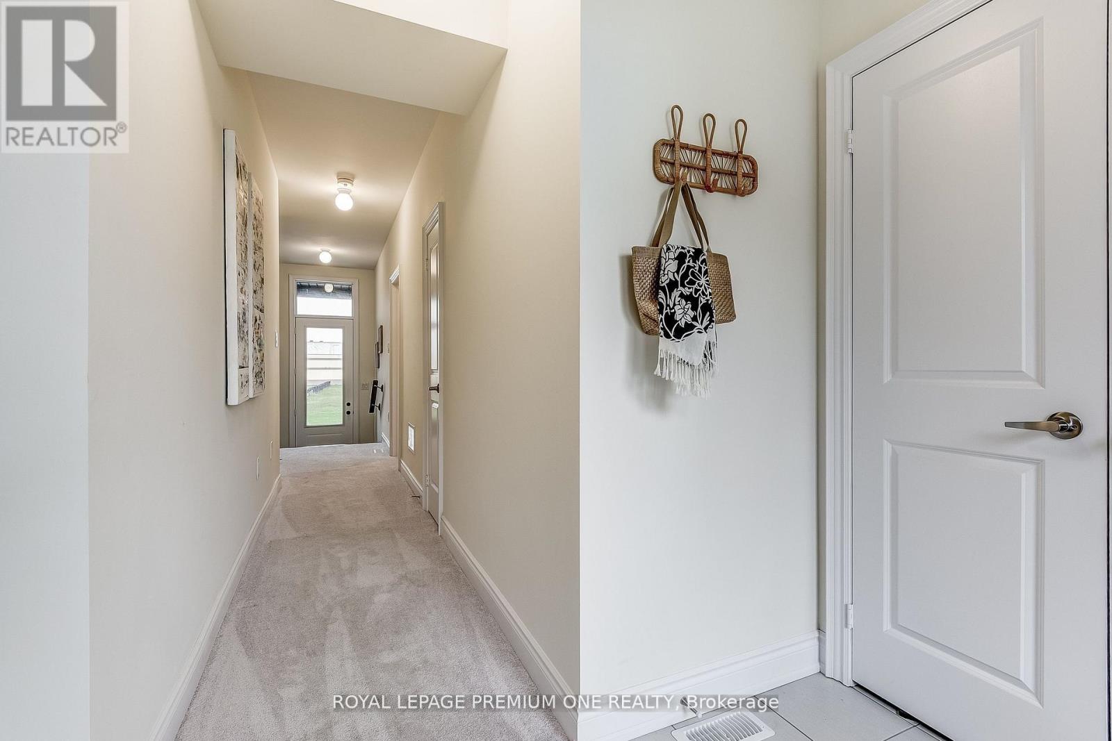 117 Tennant Circle, Vaughan, Ontario  L4H 5L5 - Photo 6 - N12669126