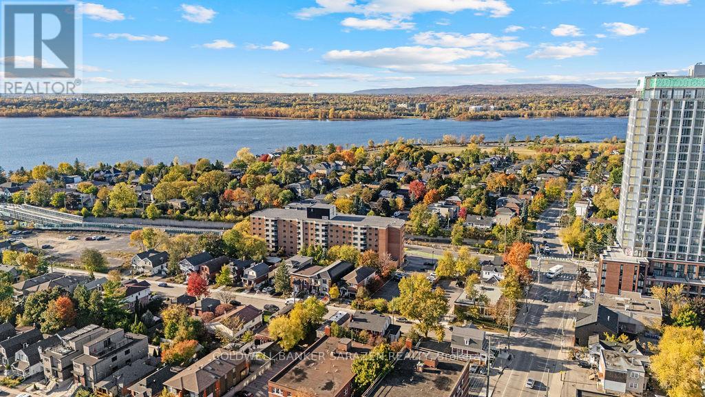 1 - 353 Wilmont Avenue, Ottawa, Ontario  K2A 0B2 - Photo 4 - X12670208