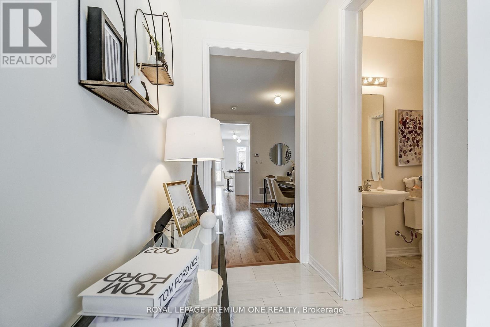 440 Kennedy Circle, Milton, Ontario  L9T 7E7 - Photo 7 - W12669302