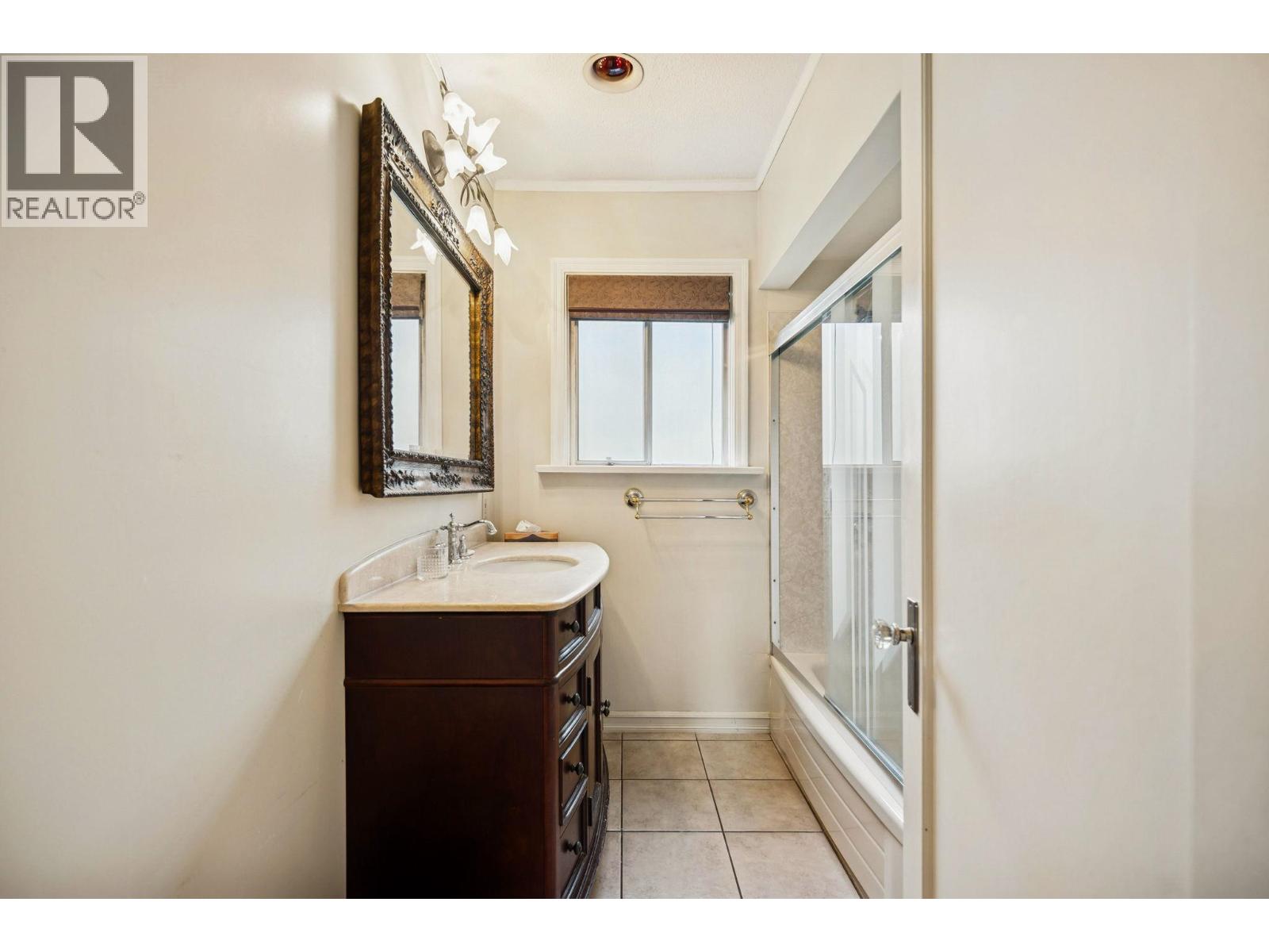 5525 Crown Street, Vancouver, British Columbia  V6N 2B6 - Photo 13 - R3076732