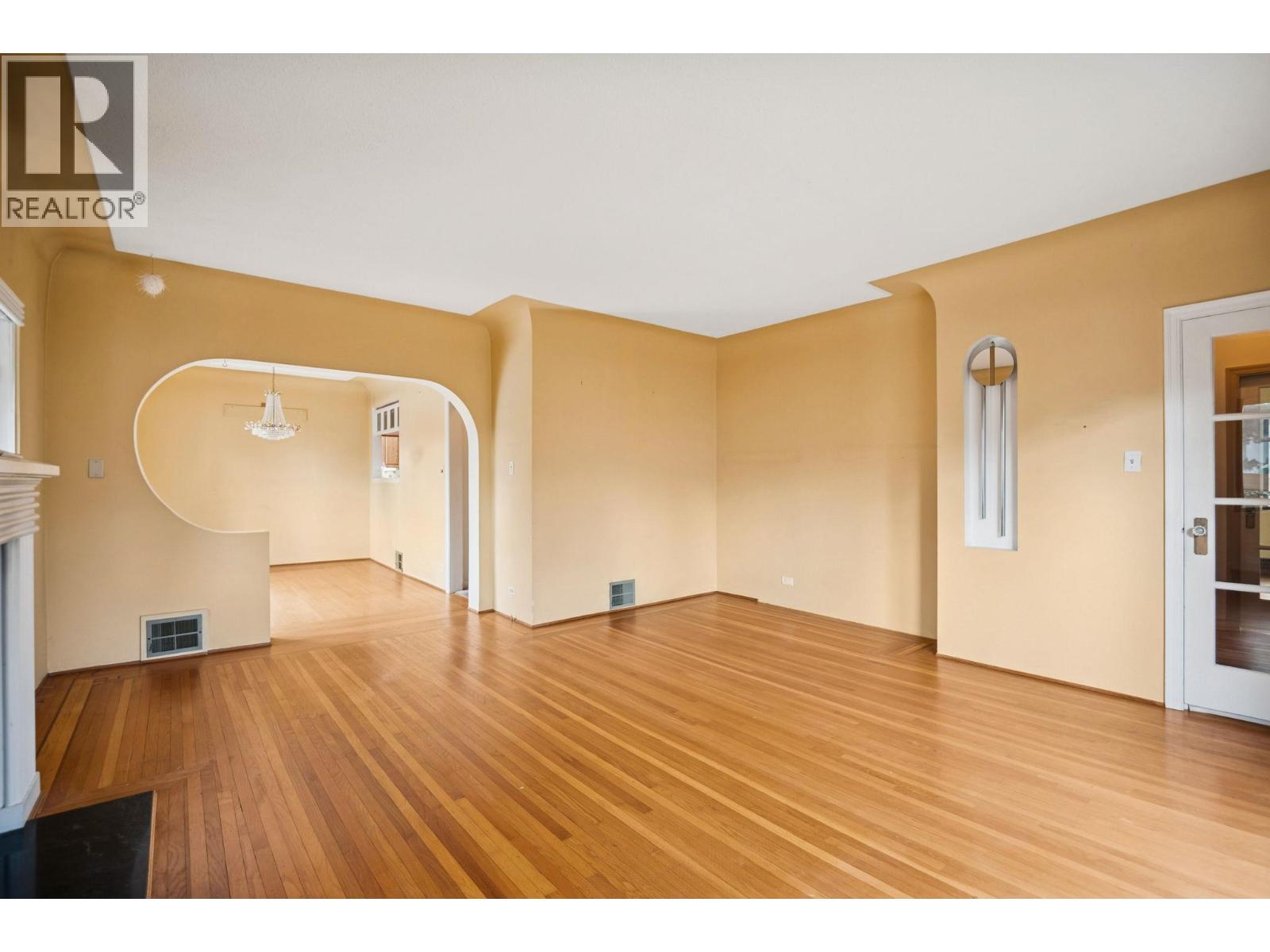 5525 Crown Street, Vancouver, British Columbia  V6N 2B6 - Photo 9 - R3076732