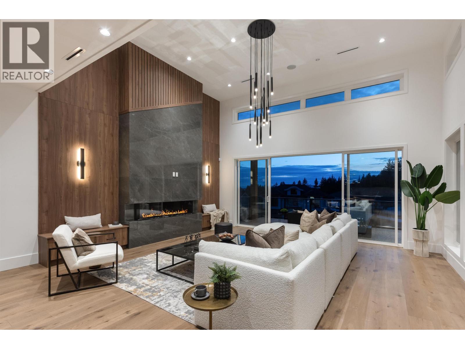 1486 Coast Meridian Road, Coquitlam, British Columbia  V3E 0C4 - Photo 12 - R3076740