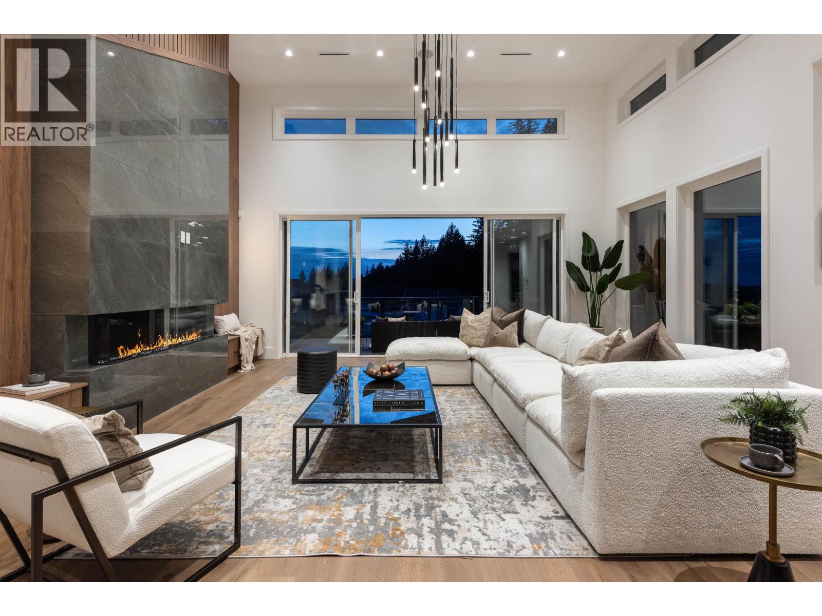 1486 Coast Meridian Road, Coquitlam, British Columbia  V3E 0C4 - Photo 14 - R3076740