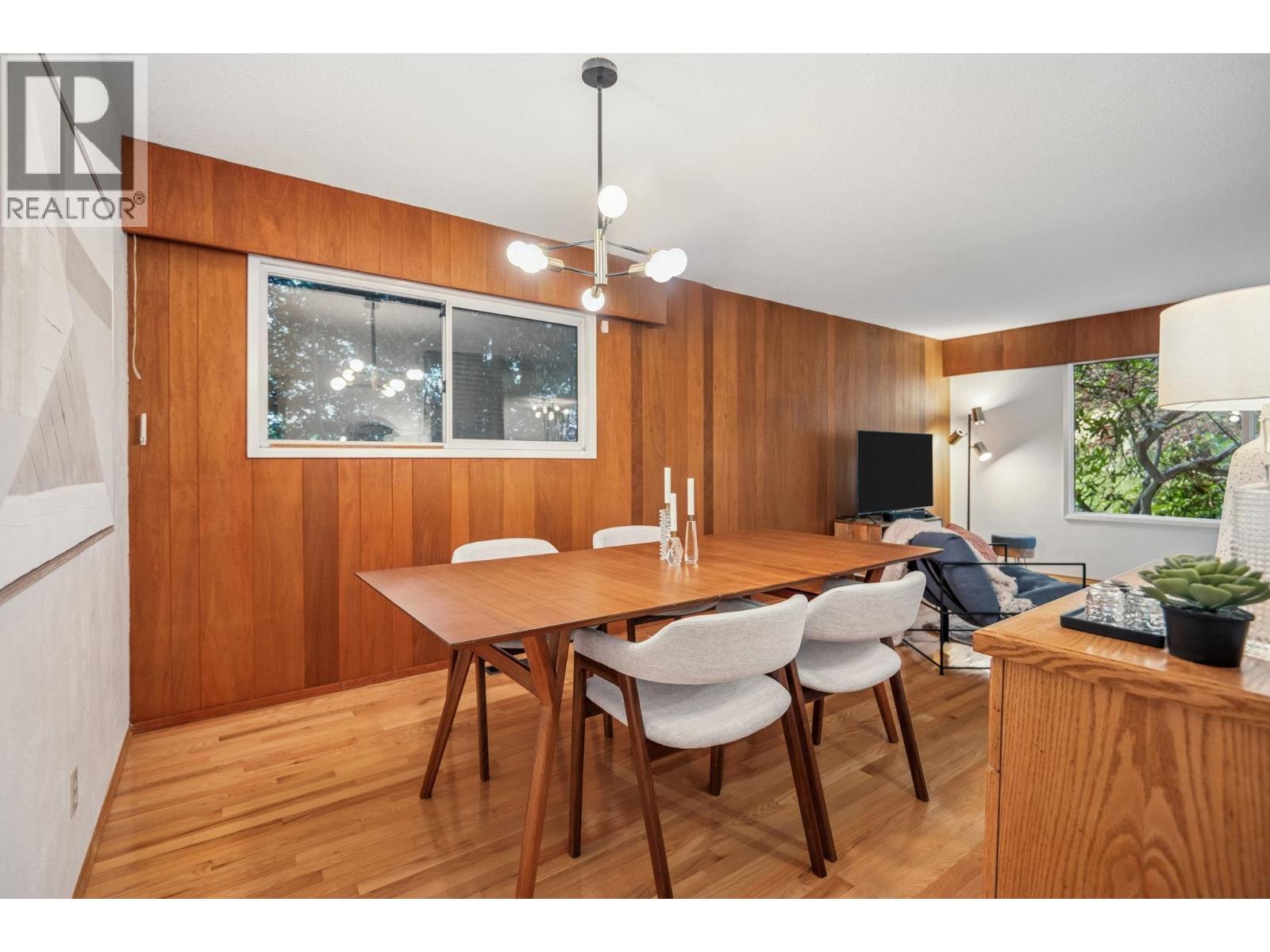 2174 Hoskins Road, North Vancouver, British Columbia V7J 3A3 - Photo 10 - R3076750