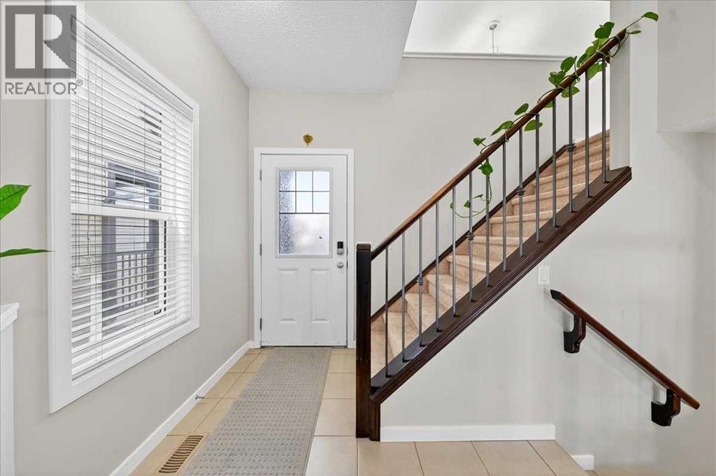 19 Sage Valley Close Nw, Calgary, Alberta  T3R 0E1 - Photo 3 - A2263281