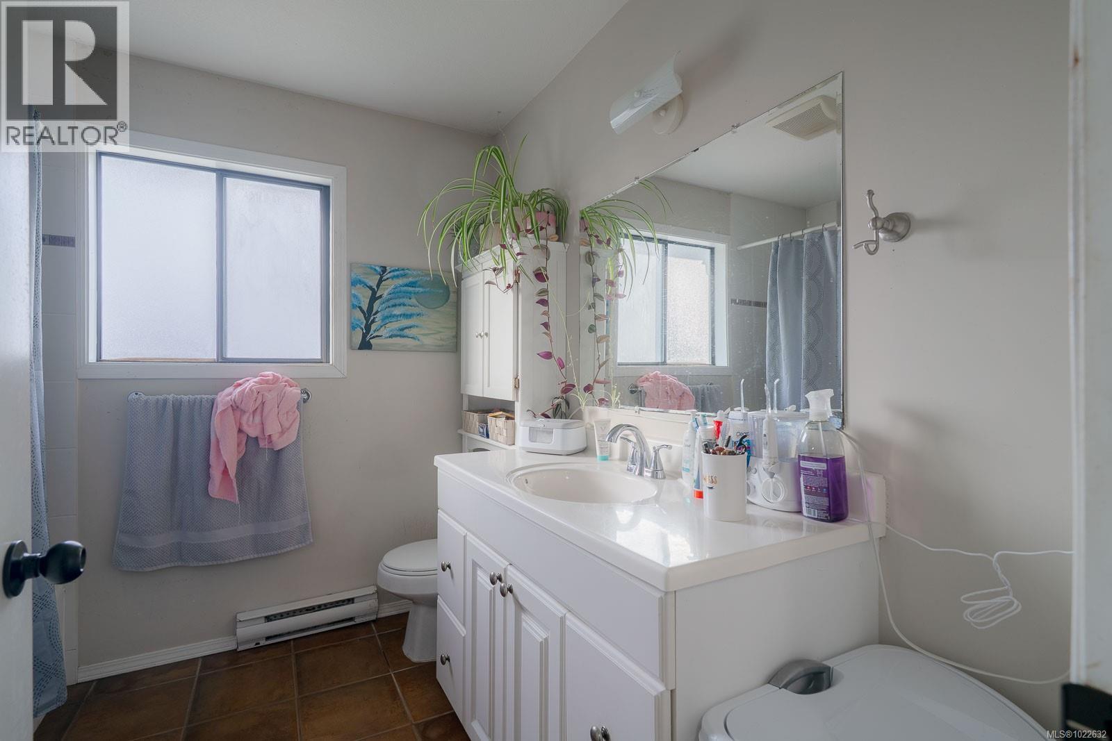 5858/5856 Annsobel Cir, Nanaimo, British Columbia  V9V 1E1 - Photo 19 - 1022632