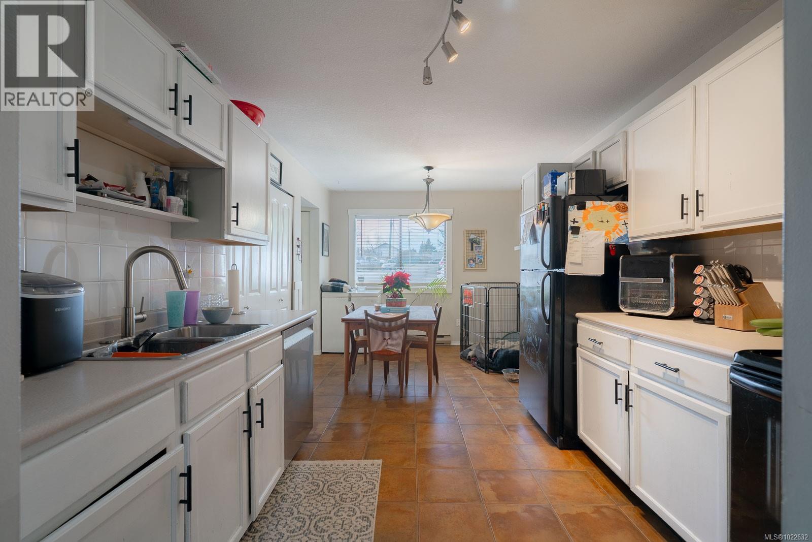 5858/5856 Annsobel Cir, Nanaimo, British Columbia  V9V 1E1 - Photo 13 - 1022632