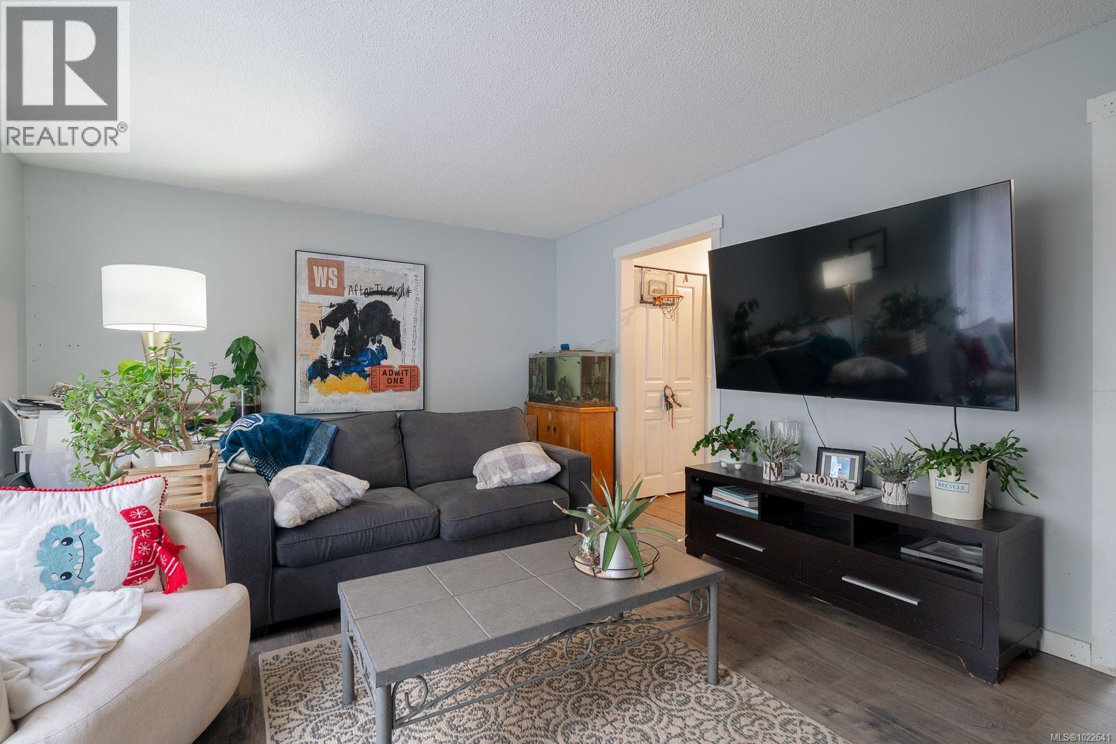 5858/5856 Annsobel Cir, Nanaimo, British Columbia  V9V 1E1 - Photo 12 - 1022641