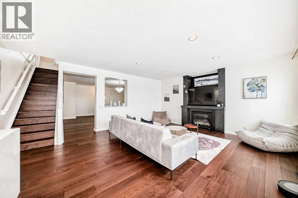 170 Panamount Road Nw, Calgary, Alberta  T3K 0H8 - Photo 4 - A2276586
