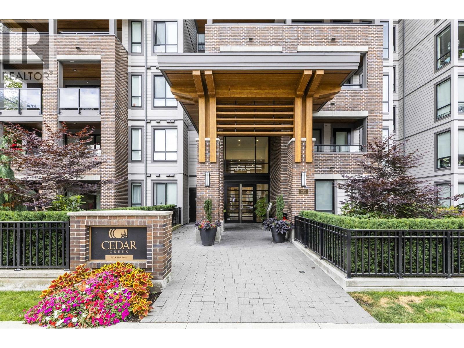 510 7579 16TH STREET, Burnaby, British Columbia