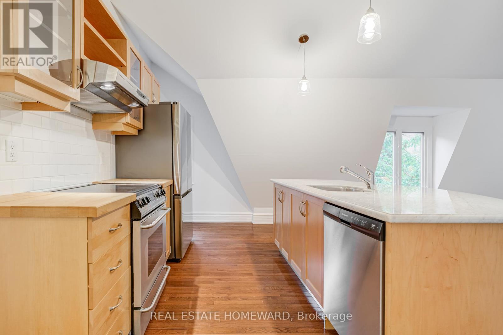 12 A Admiral Road, Toronto, Ontario  M5R 2L5 - Photo 13 - C12670210